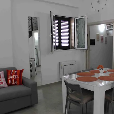 Dolce Casa Di Azzurra Apartment